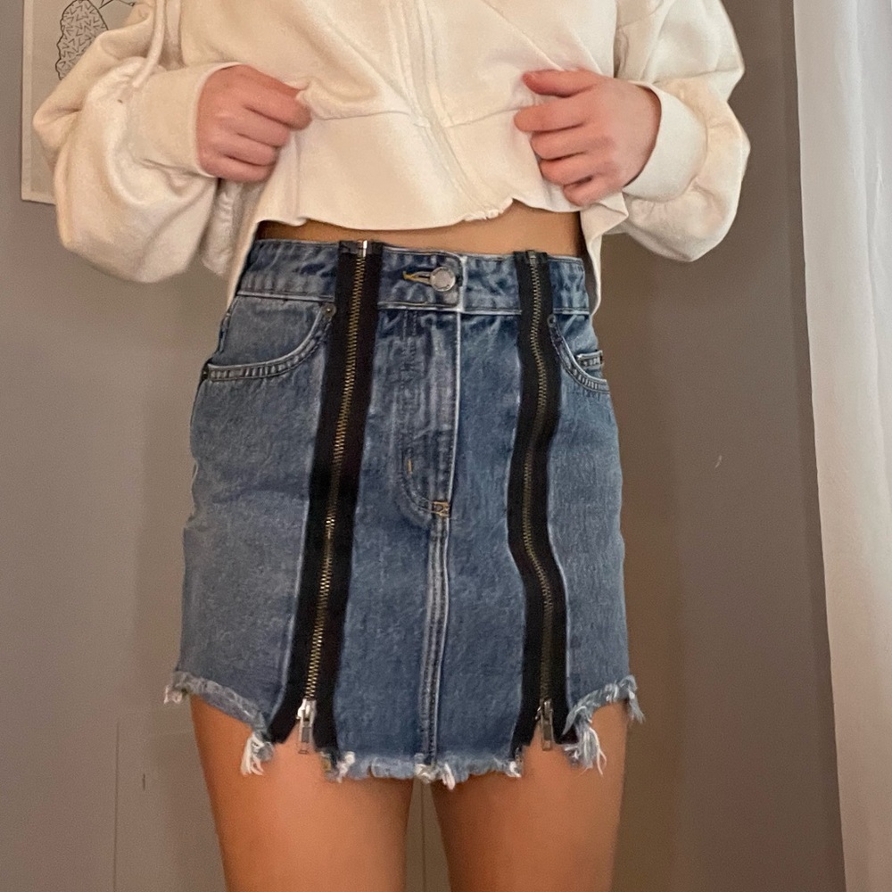 Carmar zip up jean skirt
